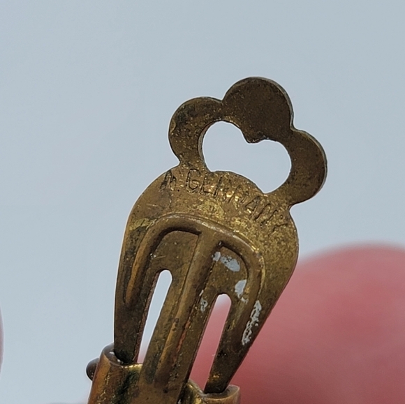 Vintage Germany Courting Couple Clip On Earrings #763 - Picture 11 of 14